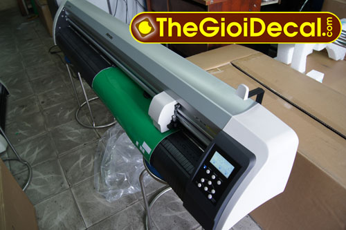 Dịch vụ Cắt decal dán kính