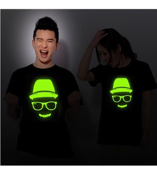 Decal nhiệt in áo vải cho hình ảnh sắc nét.