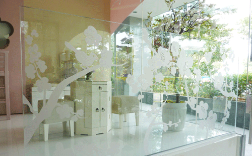 Kết quả hình ảnh cho kính trang trí